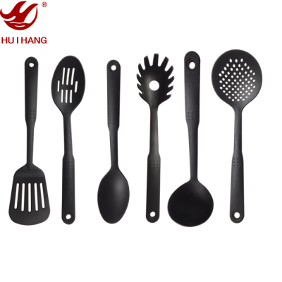 Amazon Hotsale Classic 5-Piece Nylon Kitchen Utensil Sets Included Turner, Spoon, Slotted Spoon, Pasta server, Ladle, Strainer